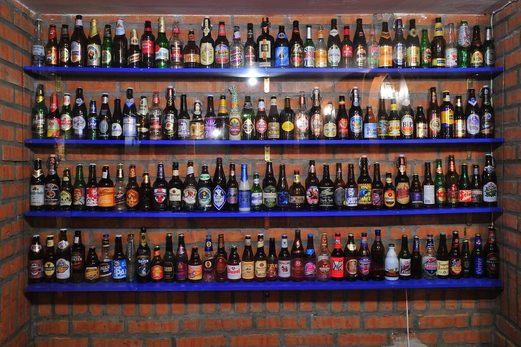 Hostel Bed N Beer Белград Экстерьер фото