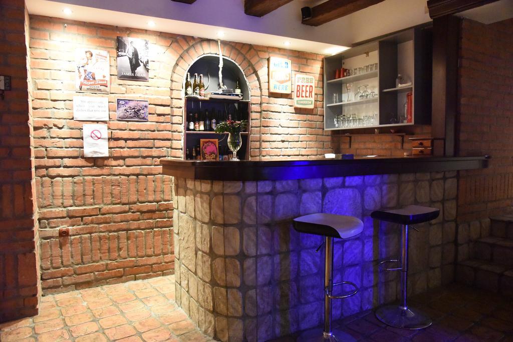 Hostel Bed N Beer Белград Экстерьер фото